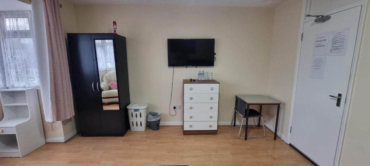 Star Homes Londra Esterno foto